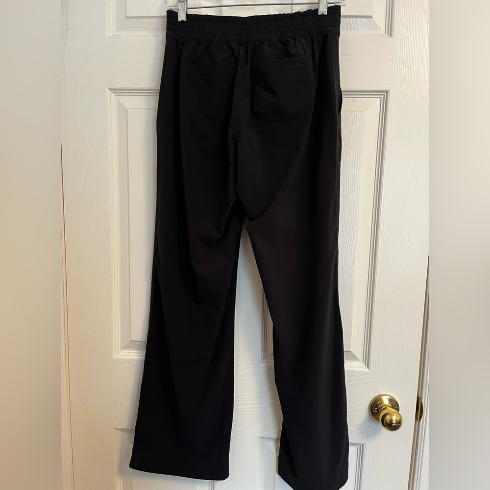 Athleta Trekkie Pull-on Black Athletic Ankle Pants Size 2 - Picture 3 of 6